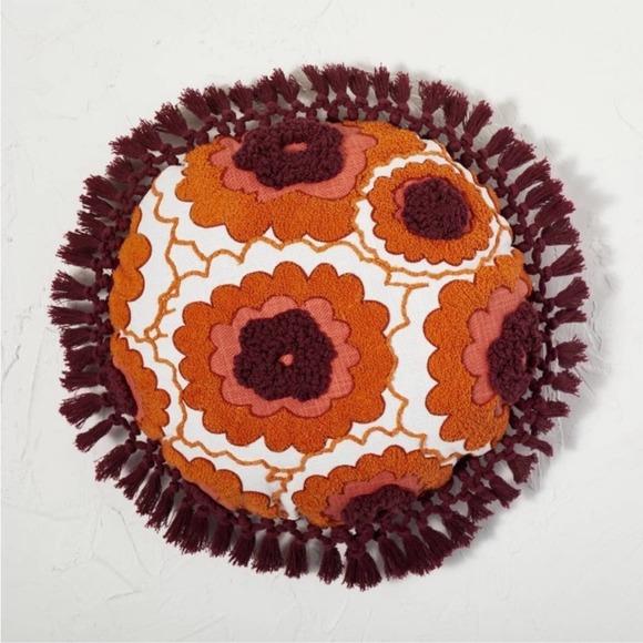 Opalhouse × Jungalow Embroidered Orange Maroon Floral Round Throw Pillow Tassel - Picture 2 of 6